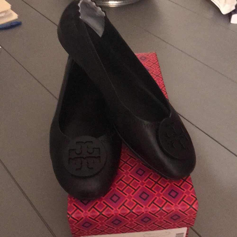 New never worn- black Minnie travel ballet